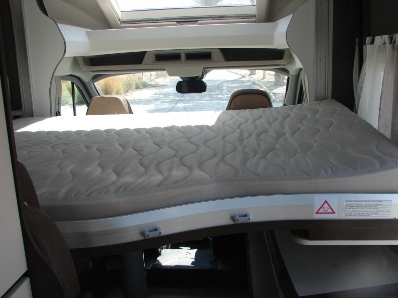 click to view close up detail imagery