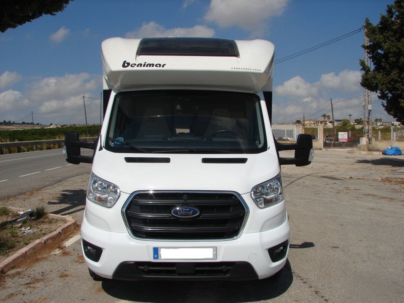 click to view close up detail imagery