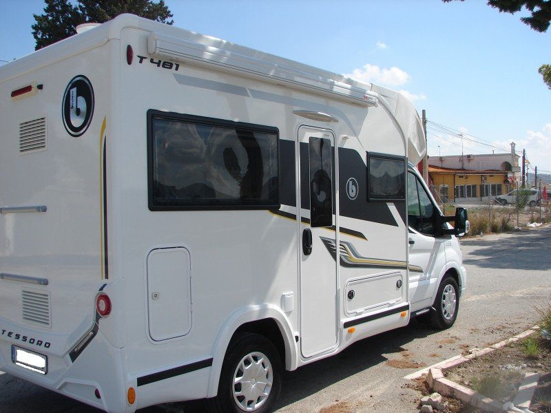 click to view close up detail imagery