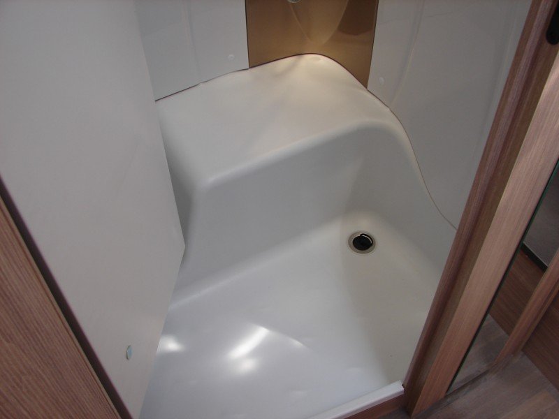 click to view close up detail imagery