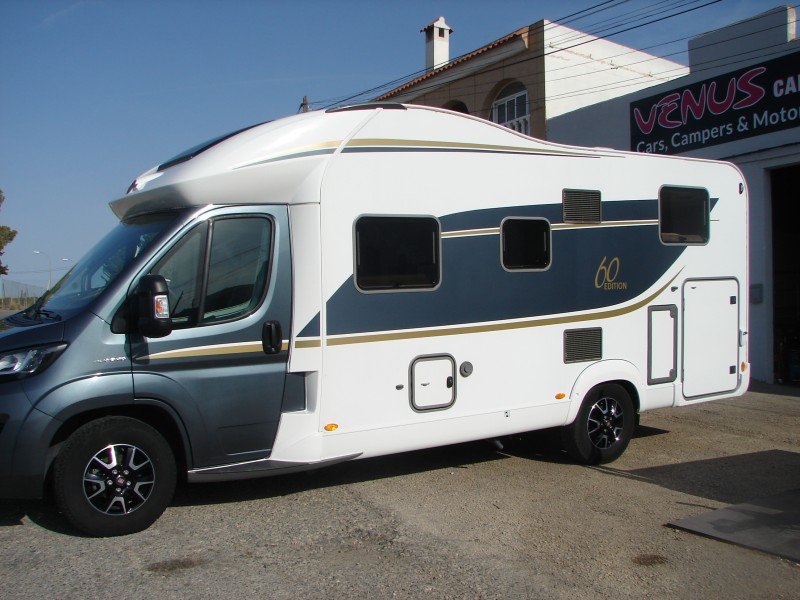 click to view close up detail imagery