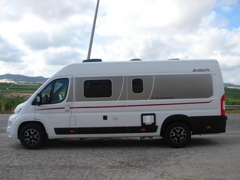 click to view close up detail imagery