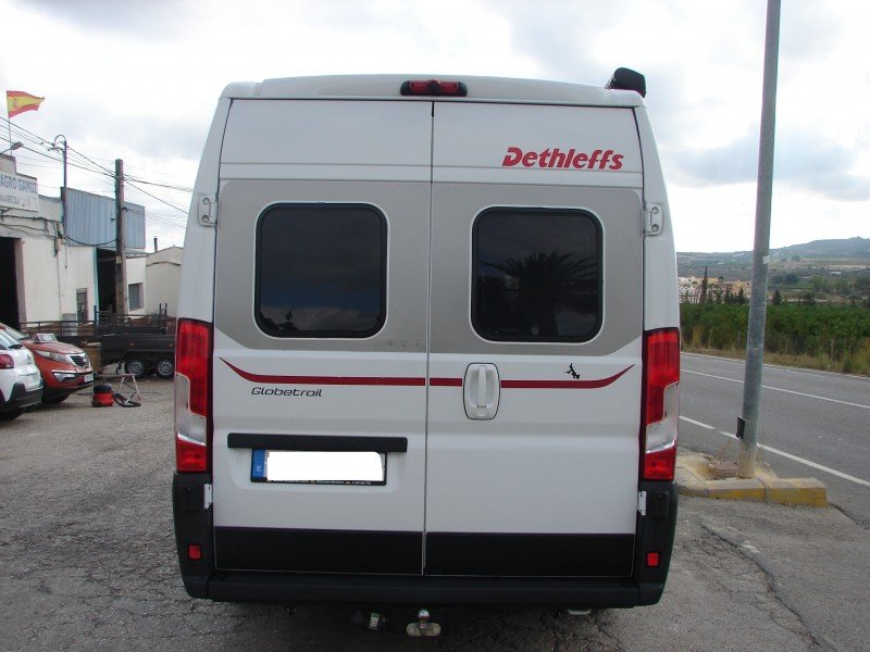 click to view close up detail imagery