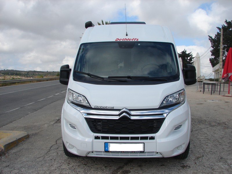 click to view close up detail imagery